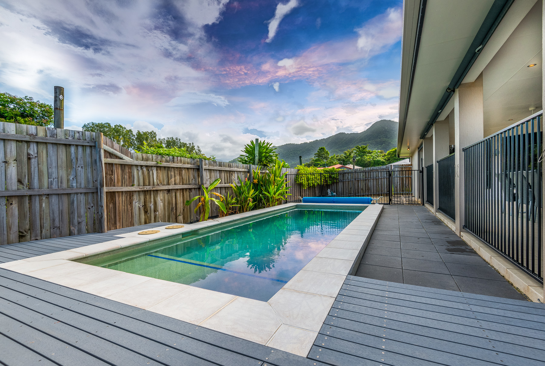 6 Picnic Street, WHITE ROCK, QLD, 4868 House buyMyplace