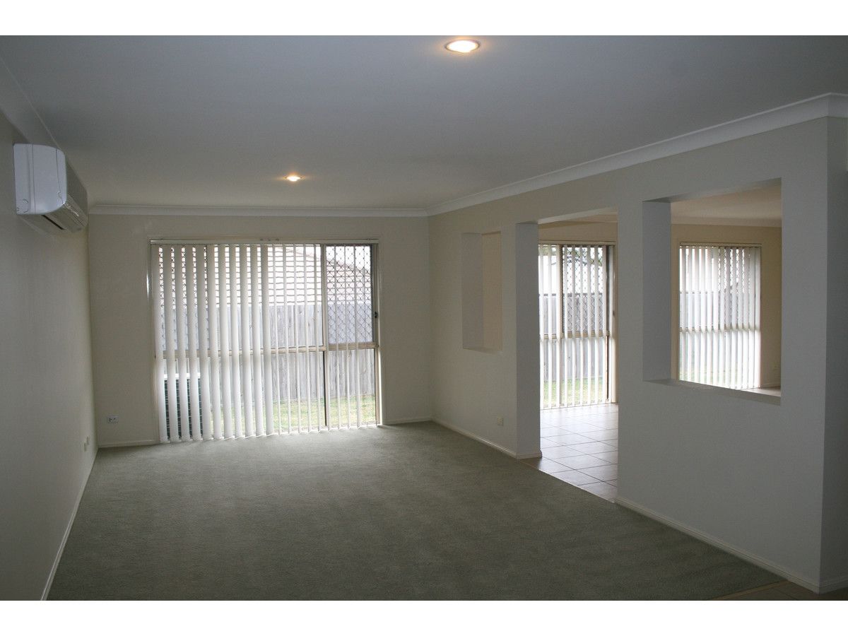 Real Estate For Lease 26 Charlton Place Regents Park , QLD