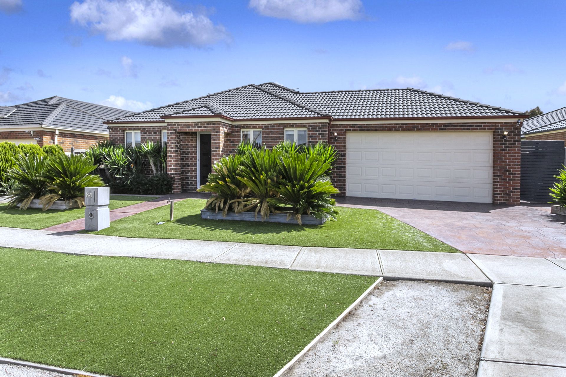 84 Inglewood Drive, BURNSIDE HEIGHTS Sweeney Estate Agents