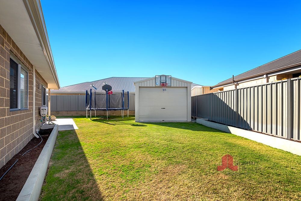 Real Estate For Sale 45 Valentine Road Binningup , WA