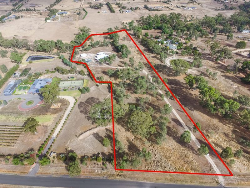 33 Hamilton Way, Lockwood South Luke Goggin Real Estate