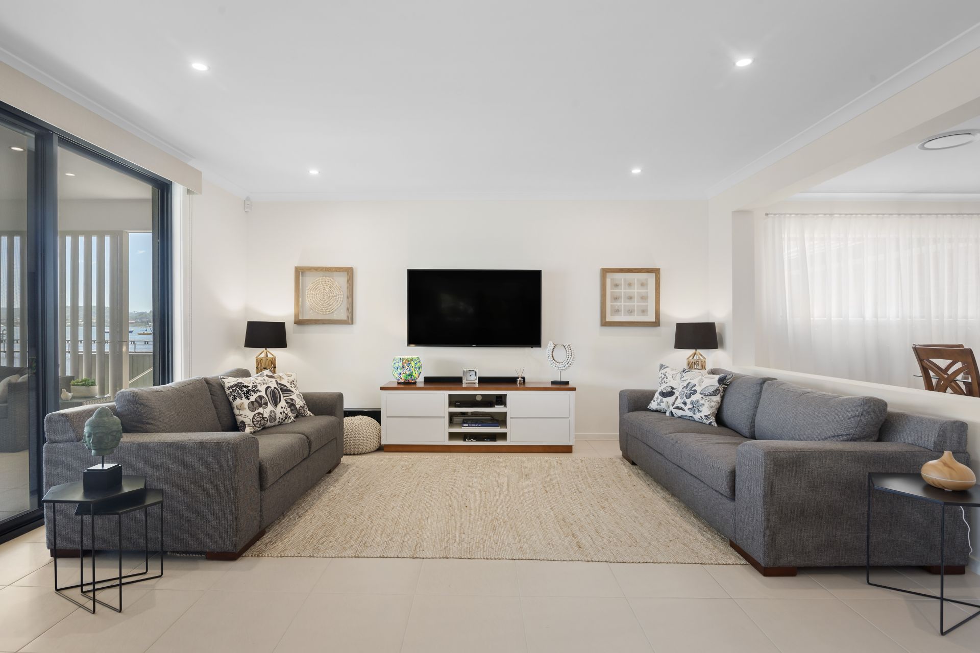 Real Estate For Sale 259a Avoca Drive Green Point , NSW