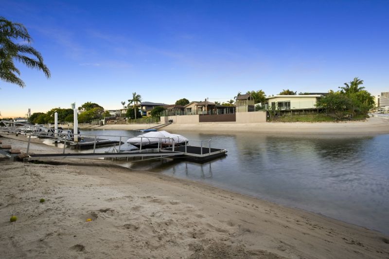 Real Estate For Sale 124 Rio Vista Boulevard Broadbeach Waters , QLD