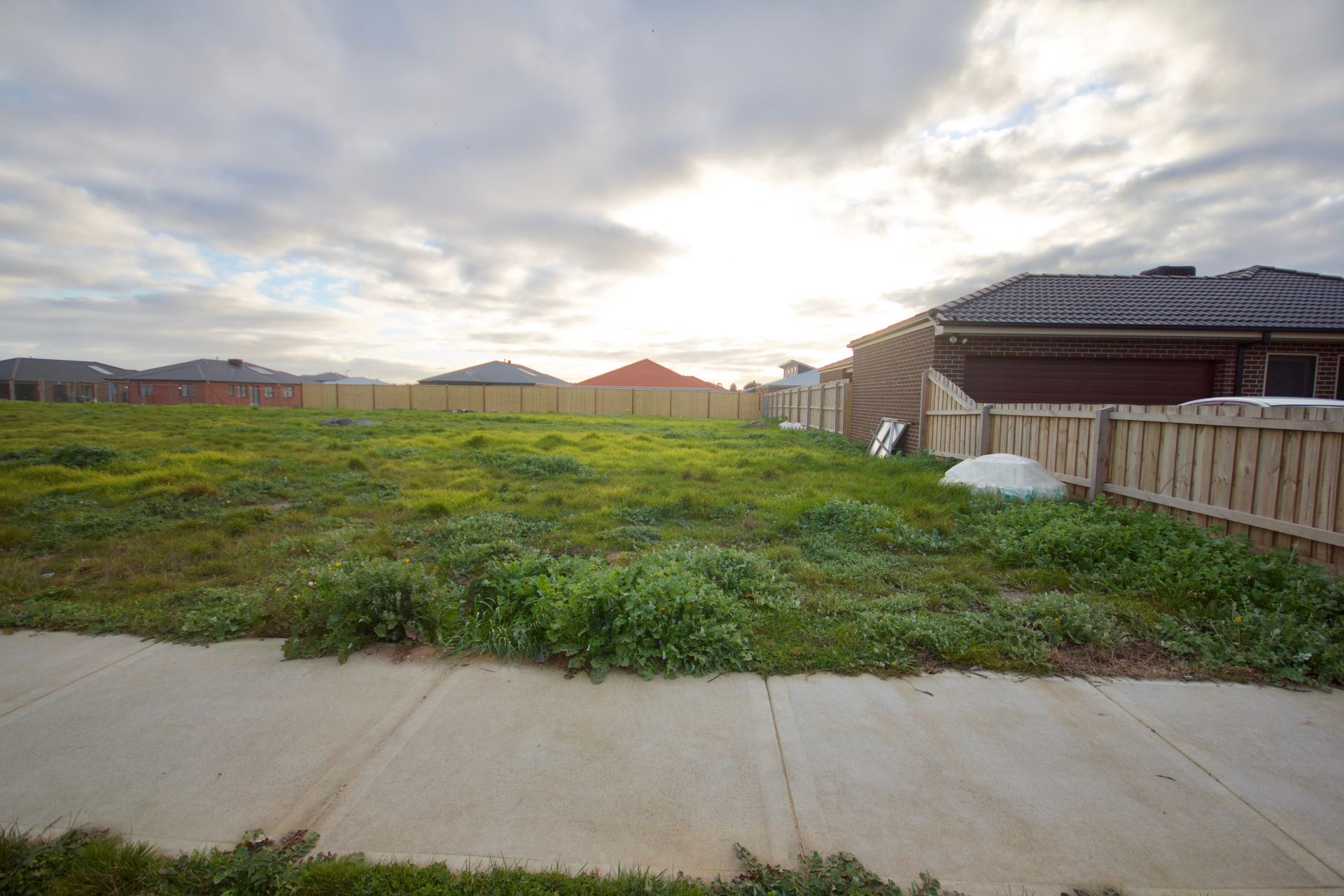 24 Rodeo Drive, Lang Lang Karen McCormick Real Estate