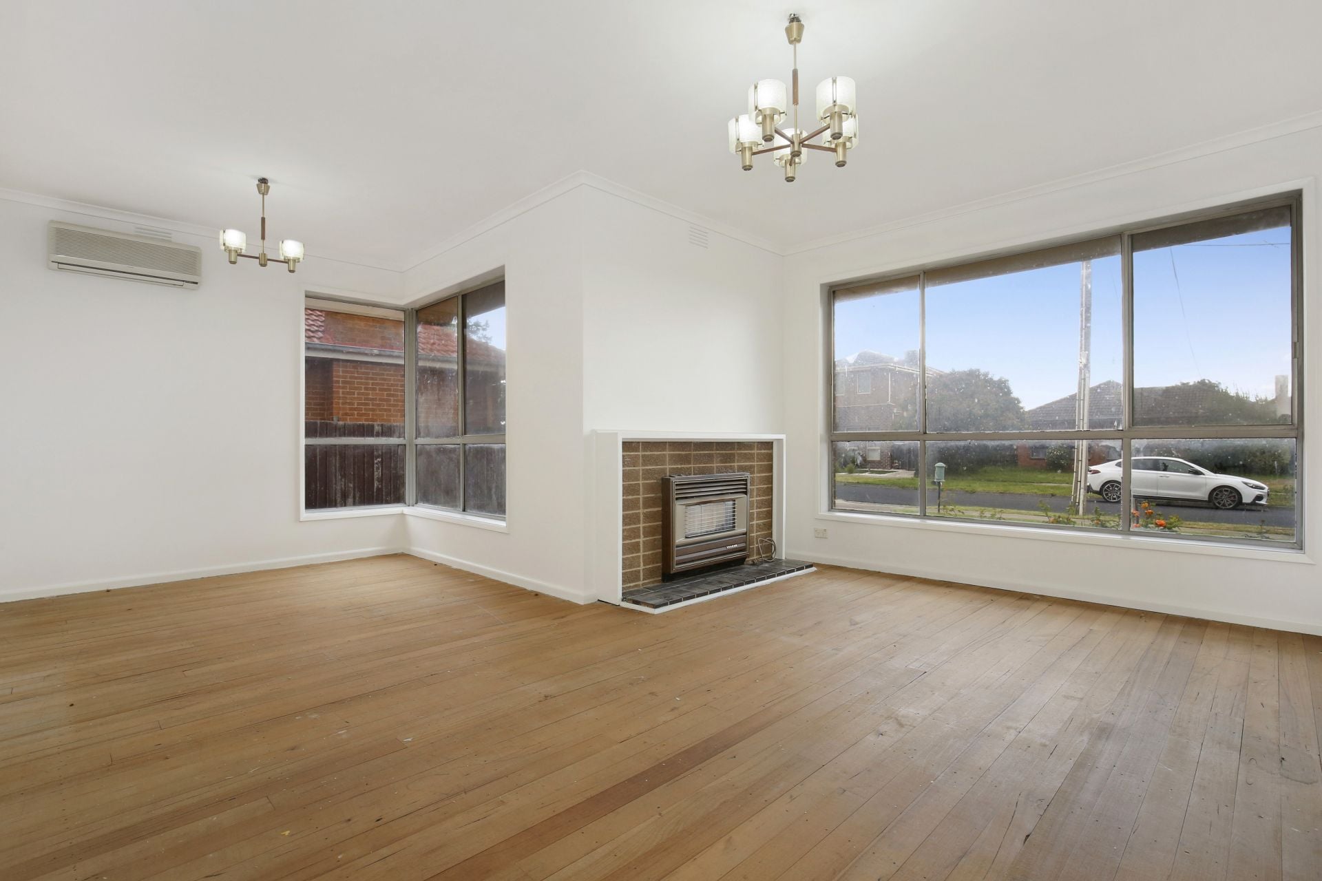 Real Estate For Sale 27 Richardson Street Thomastown , VIC