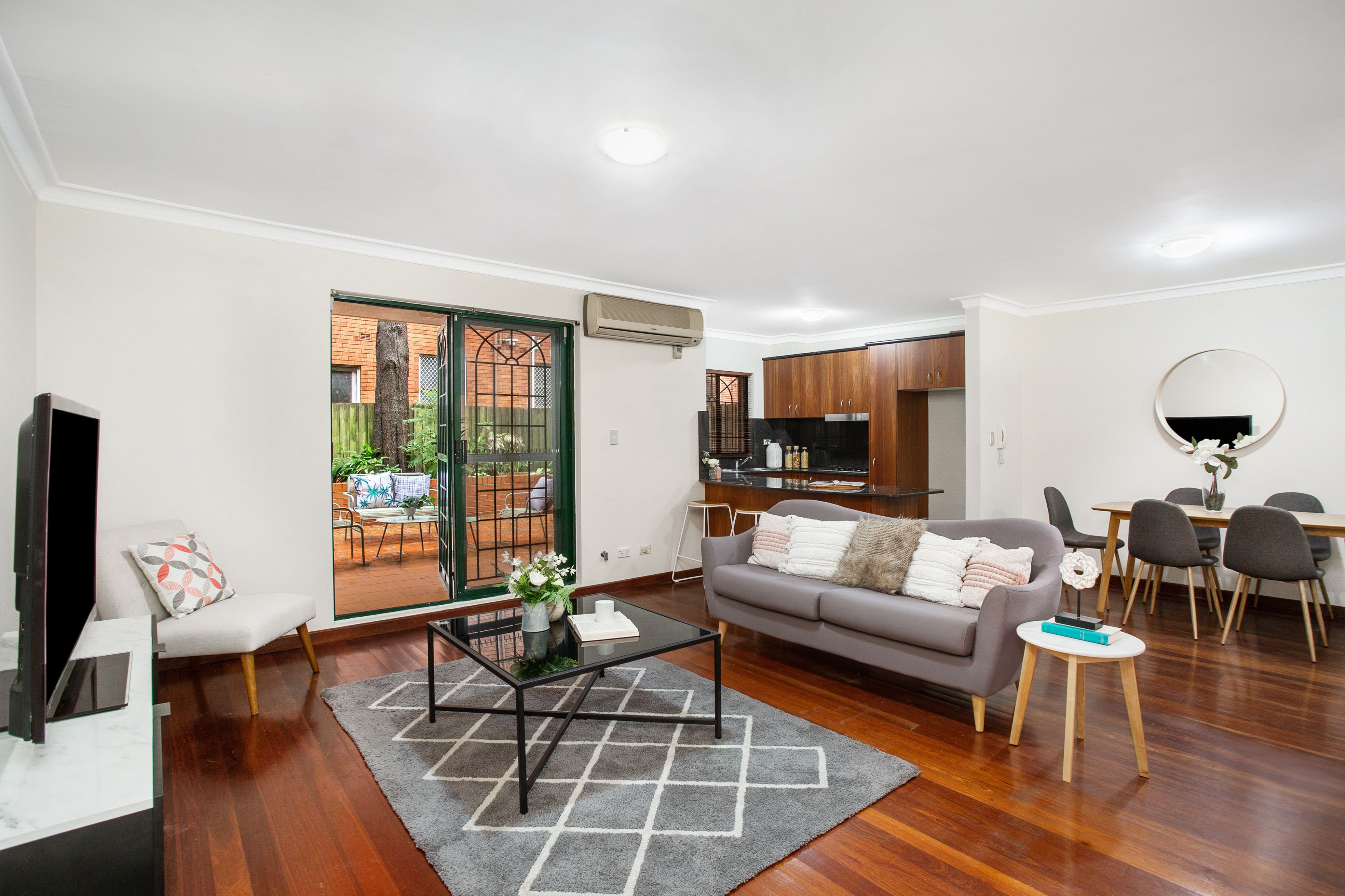 Sold property 865,000 for 2/33 Elizabeth Street Ashfield NSW 2131