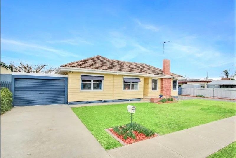 2 Richard Street, Wangaratta OBrien Real Estate