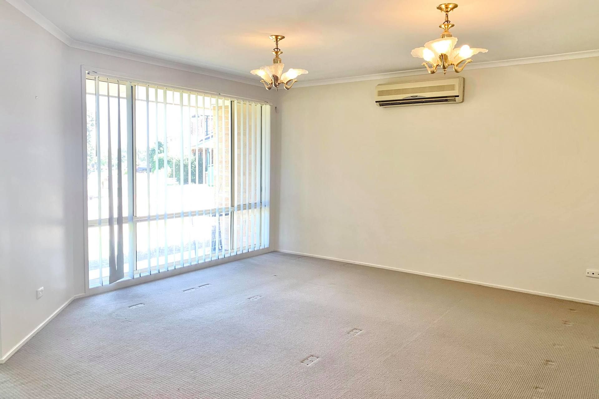 Real Estate For Lease 10 Olwen Place Quakers Hill , NSW