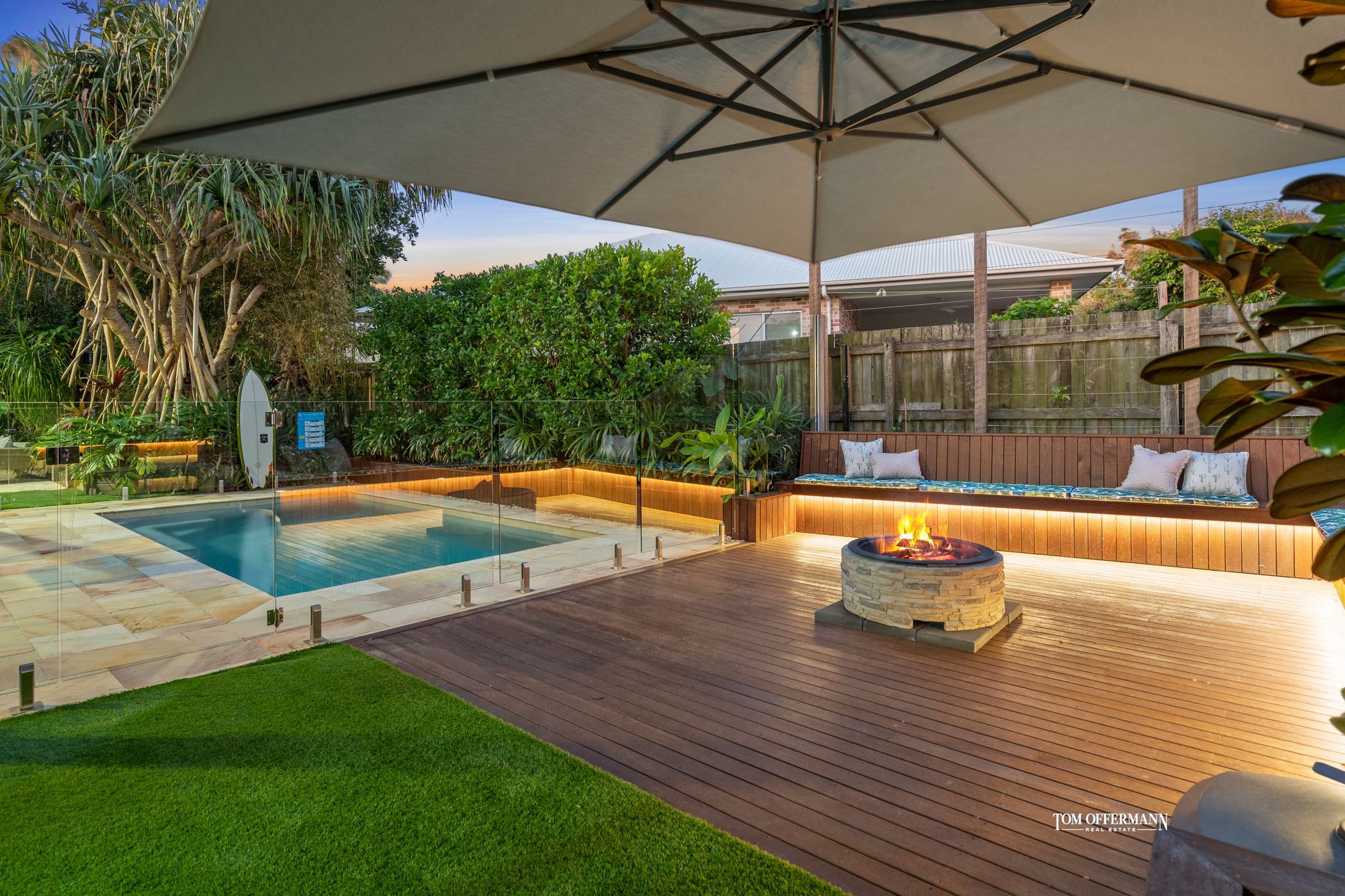 Real Estate For Sale 12 Wavecrest Drive Castaways Beach , QLD