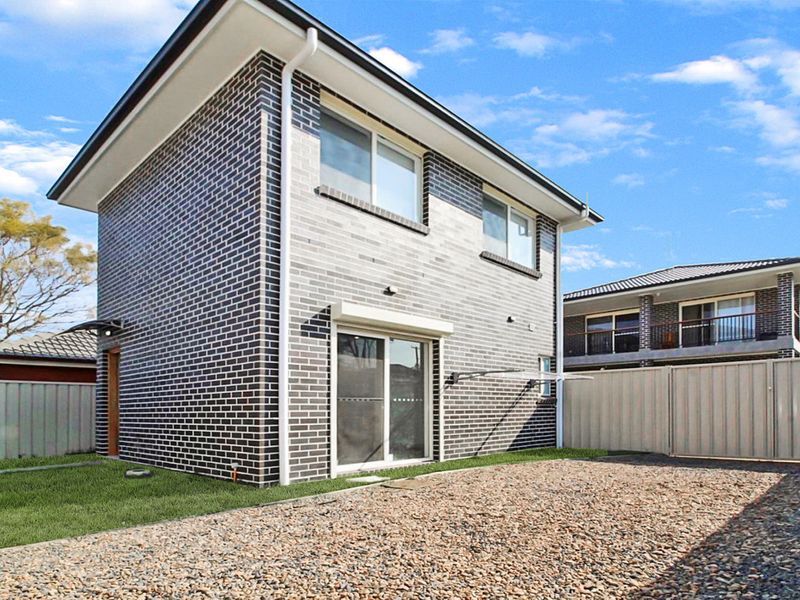 Real Estate For Lease 80A Ocean Beach Road Woy Woy , NSW