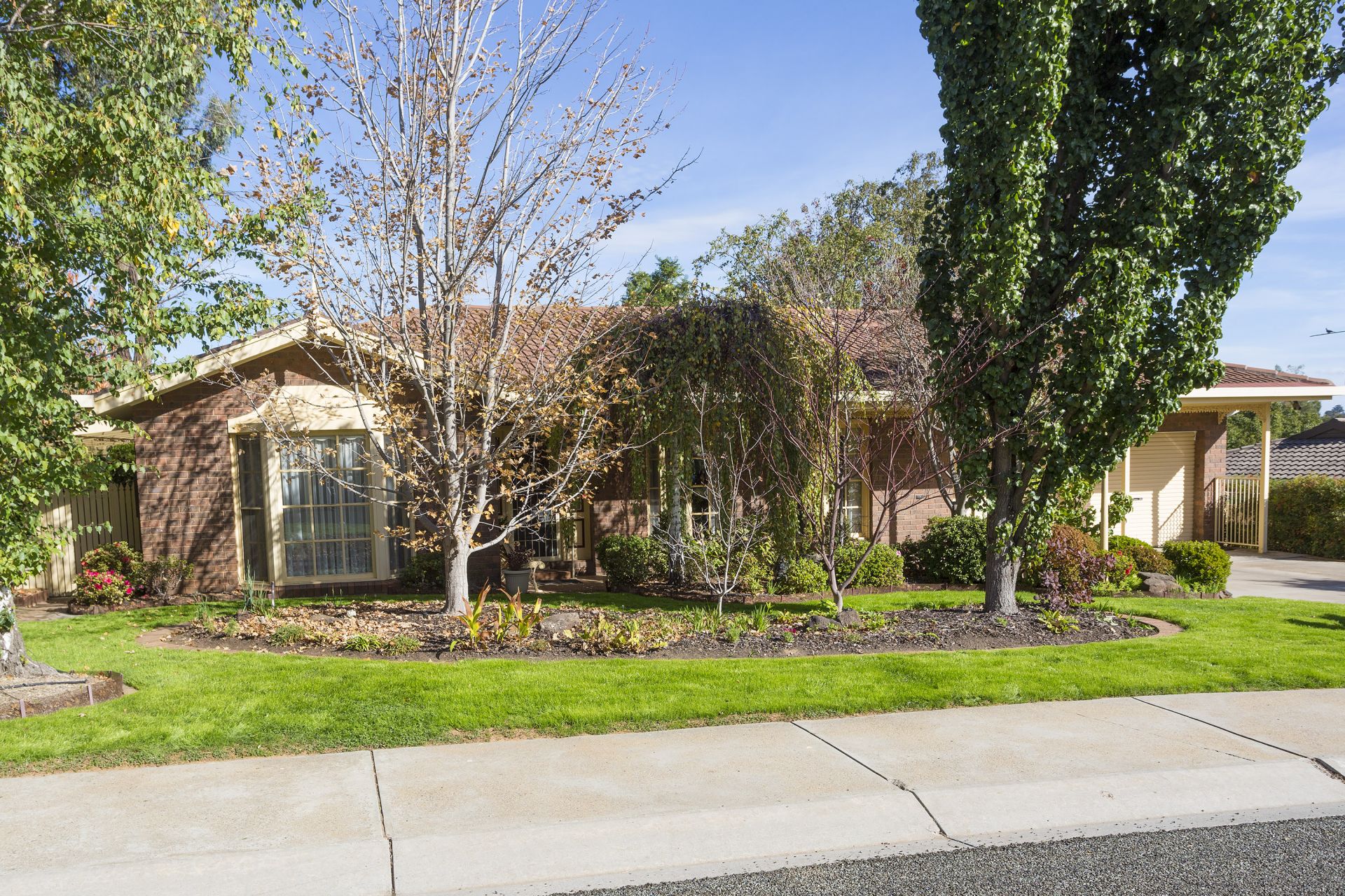 12 The Strand, Kennington DCK Real Estate