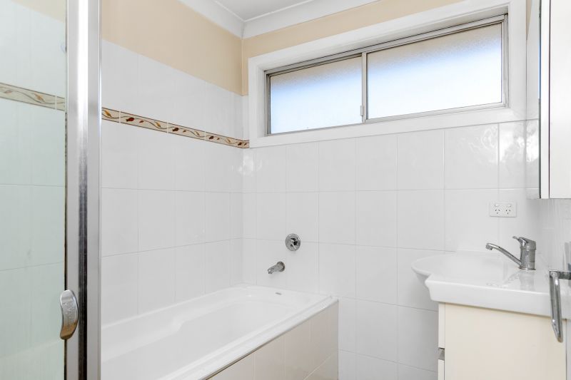 Real Estate For Sale 1 Coldstream Crescent Rankin Park , NSW