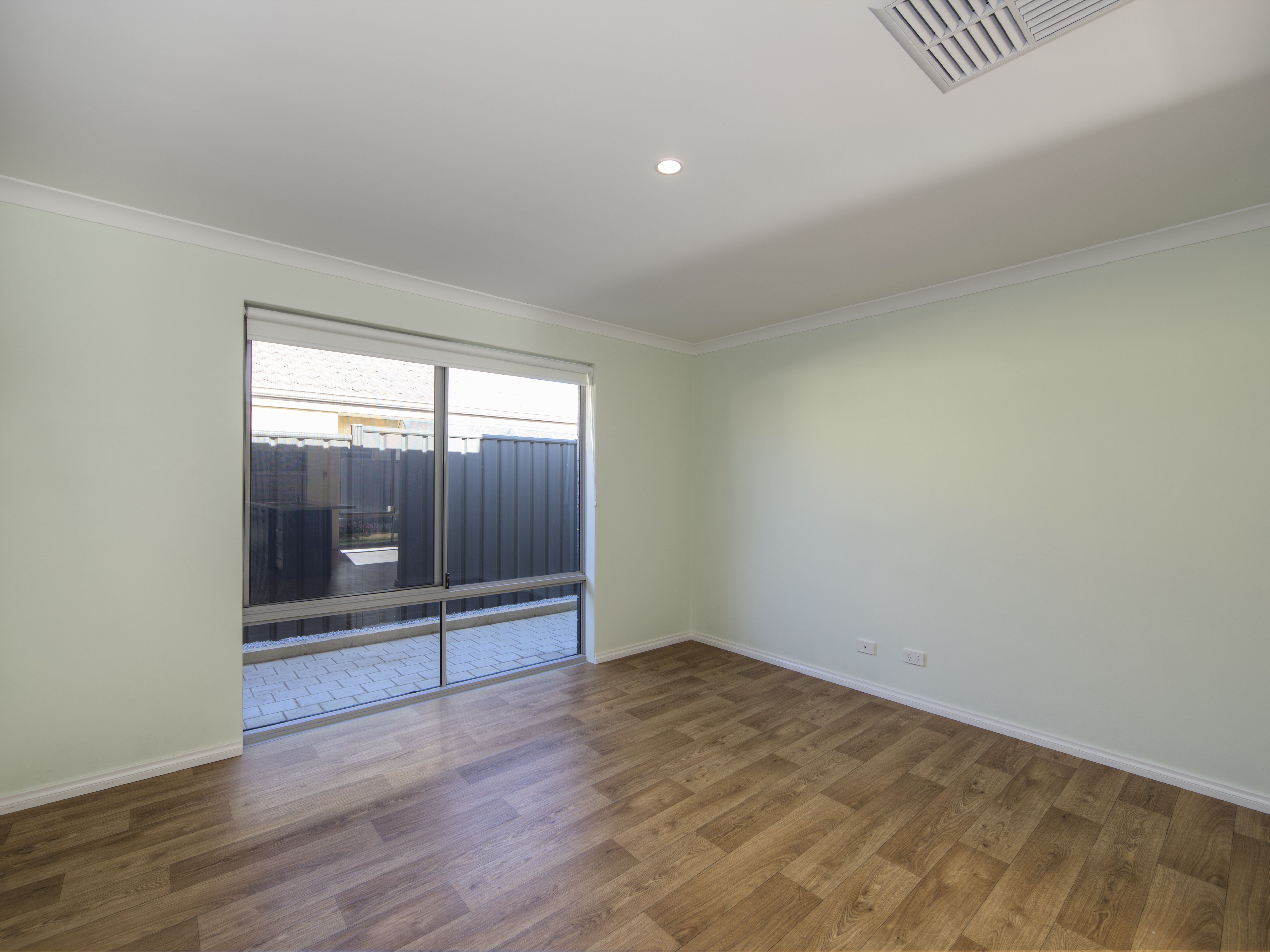 Real Estate For Sale 25 Calvert Loop Hilbert , WA