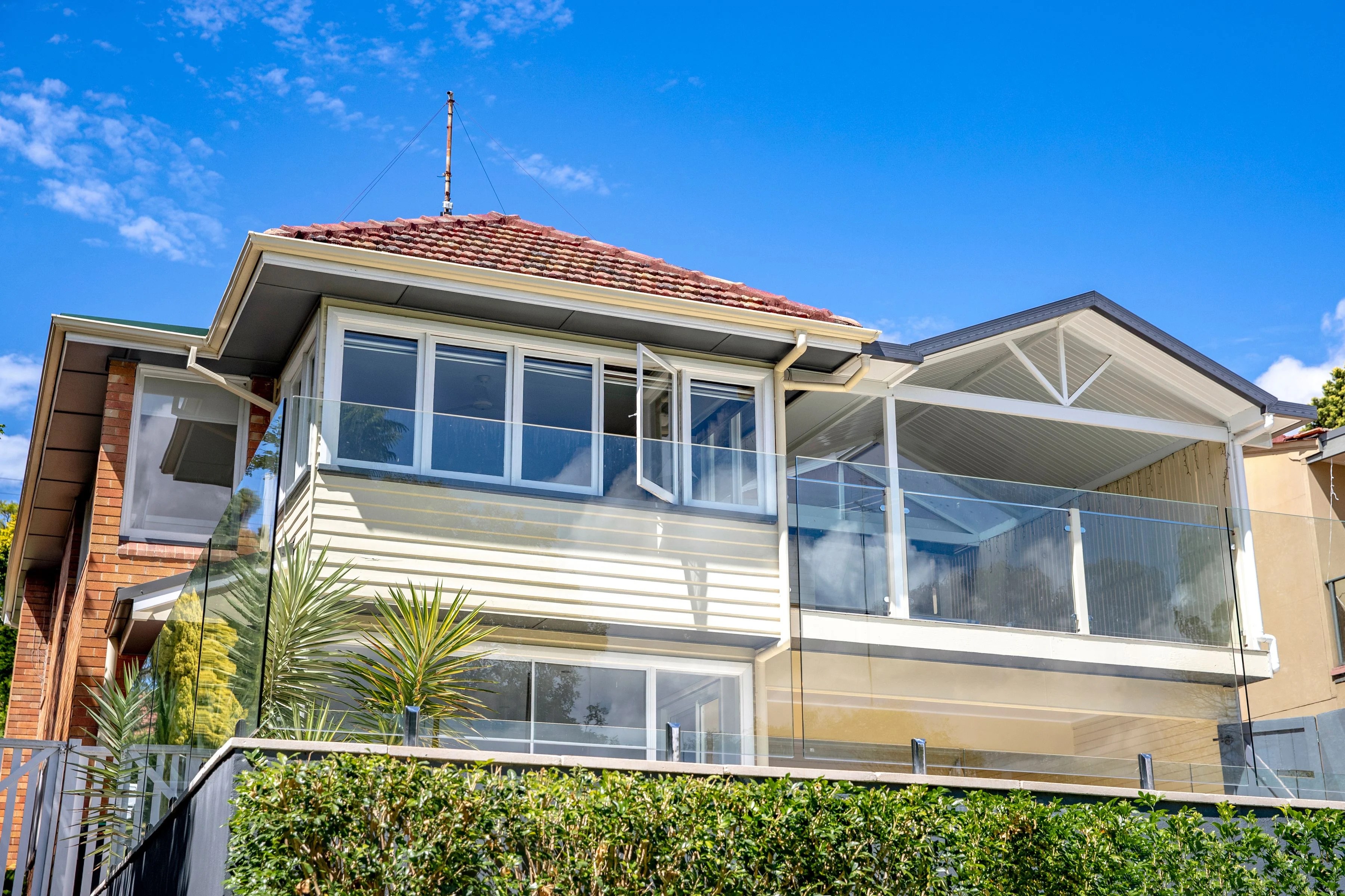 Sold property 26 Ridgeway Road New Lambton Heights , NSW 2305