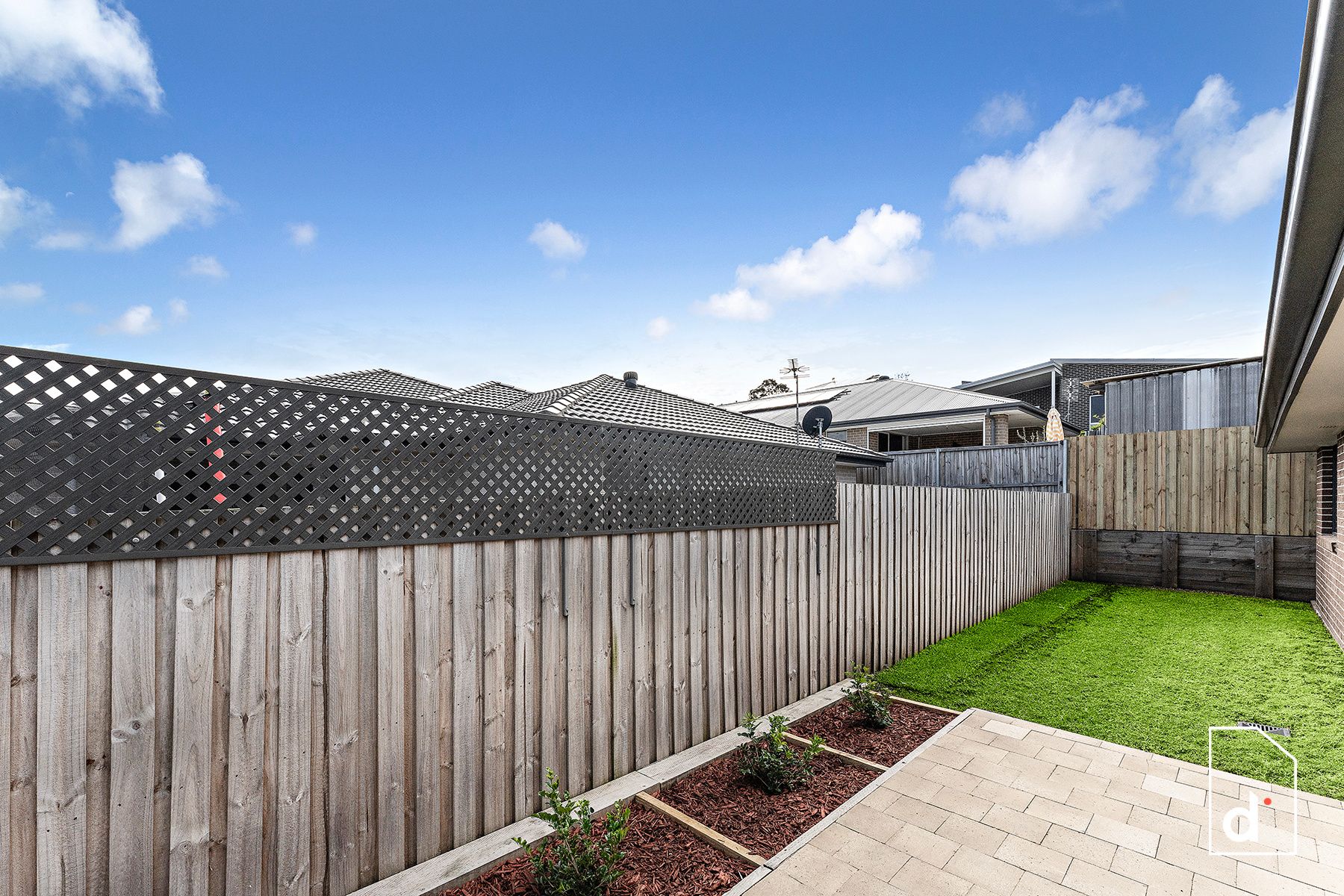 Sold property 975000 for 8 Huskisson Street Tullimbar , NSW 2527