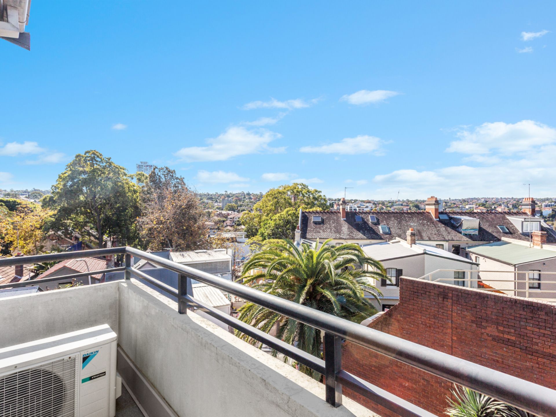 2/40 Humphrey Place, Kirribilli Milson Real Estate