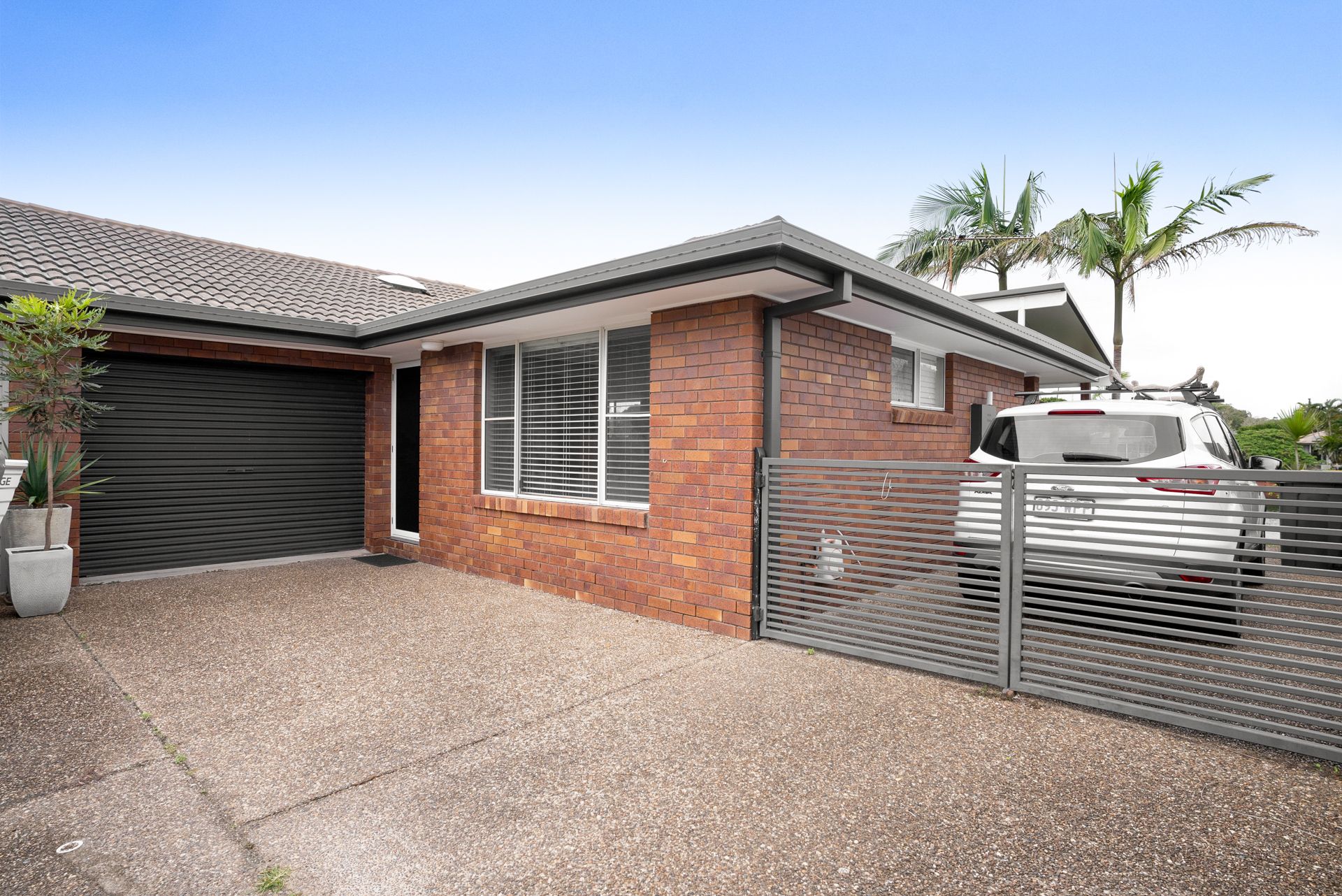 2/14 Edinburgh Court, Pottsville Pottsville Properties