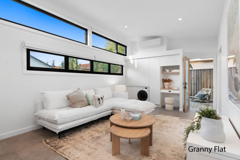 49 Oaks Avenue, Long Jetty Whiteman Property