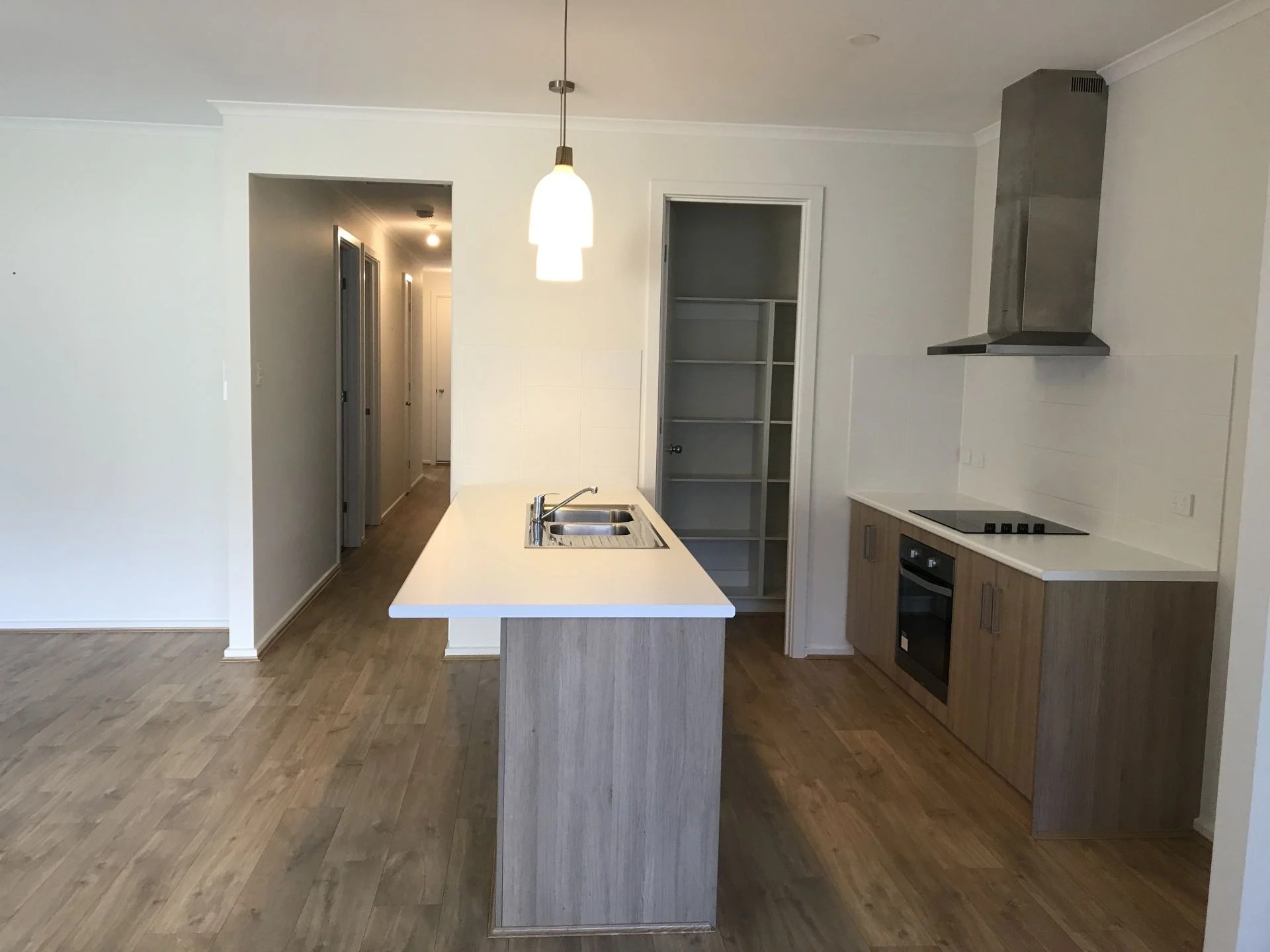 6 Endeavour Drive, McCracken South Coast Realty