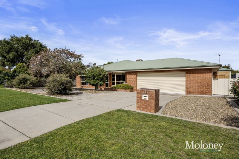 Real Estate For Sale 25 Shiraz Crescent Corowa , NSW