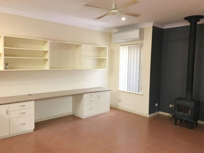 2/23 Oak Drive, Oakbank Adcock Real Estate