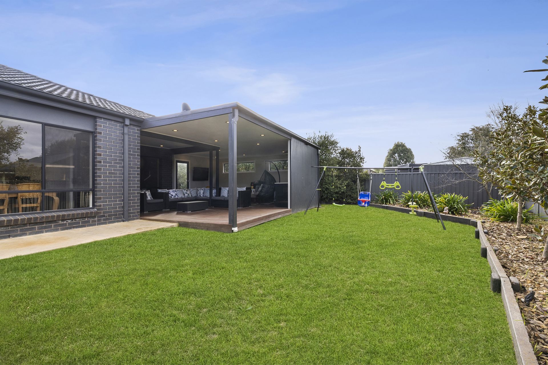 53 Lawrie Drive, Alfredton Ballarat Real Estate Pty Ltd