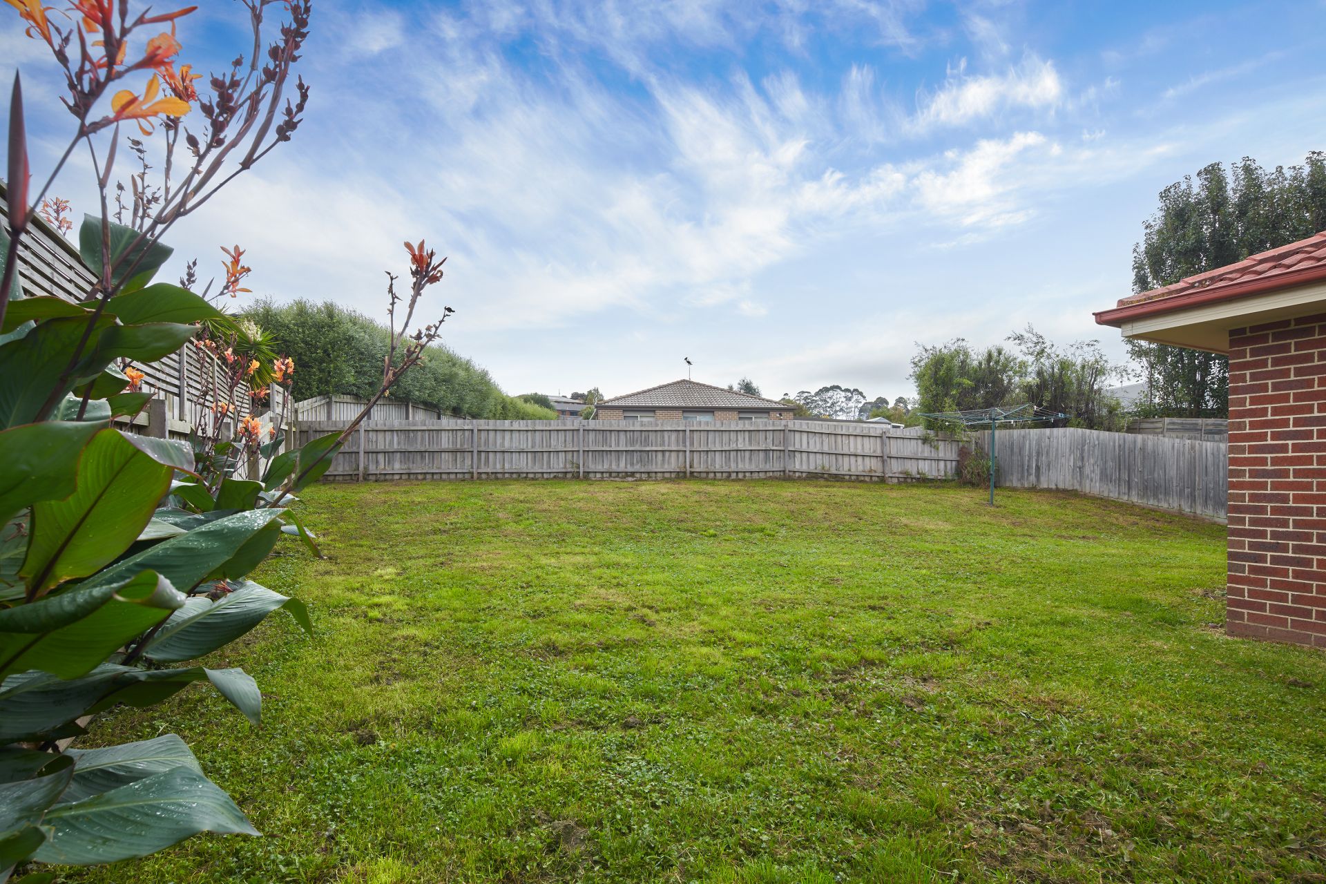 18 Clifford Drive, Drouin OBrien Real Estate