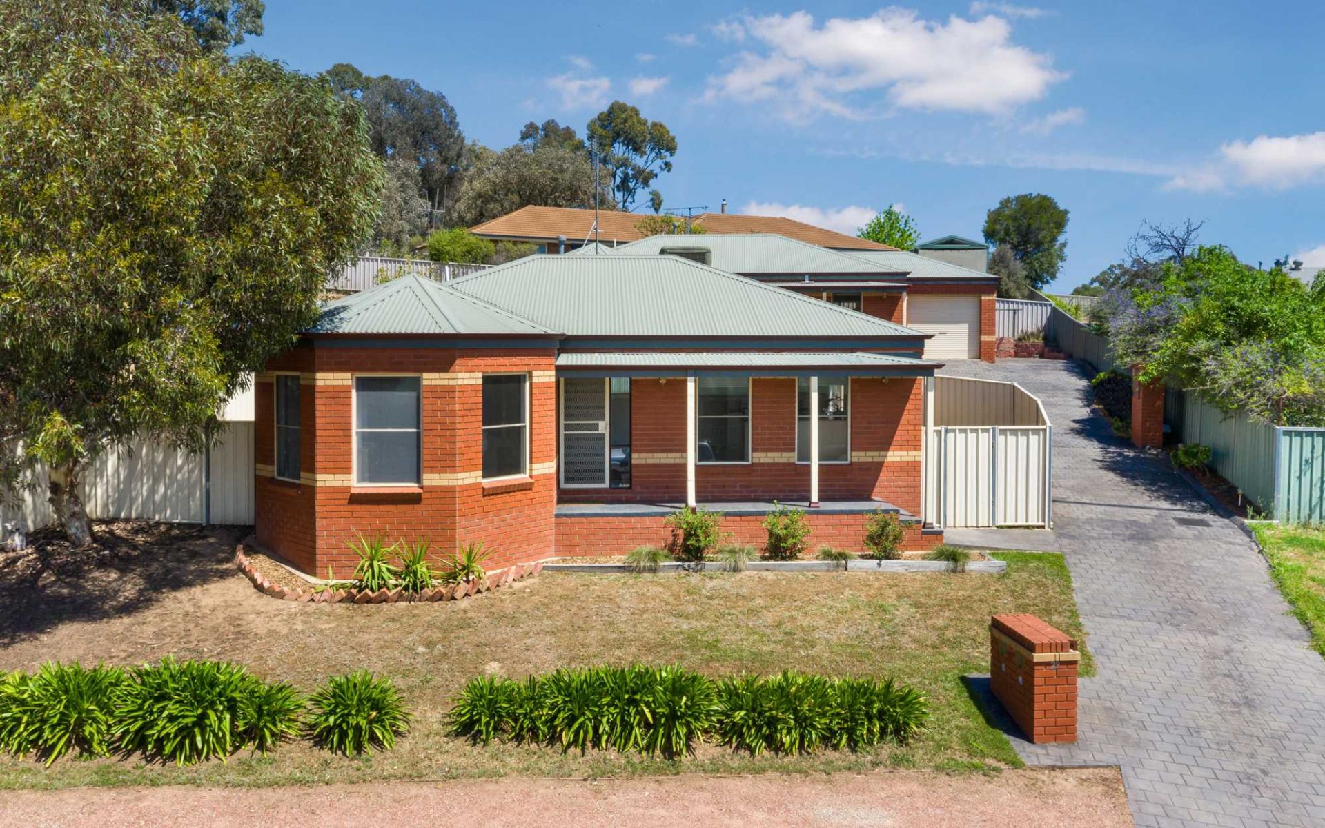 1/29 Derby Grove, Flora Hill Luke Goggin Real Estate