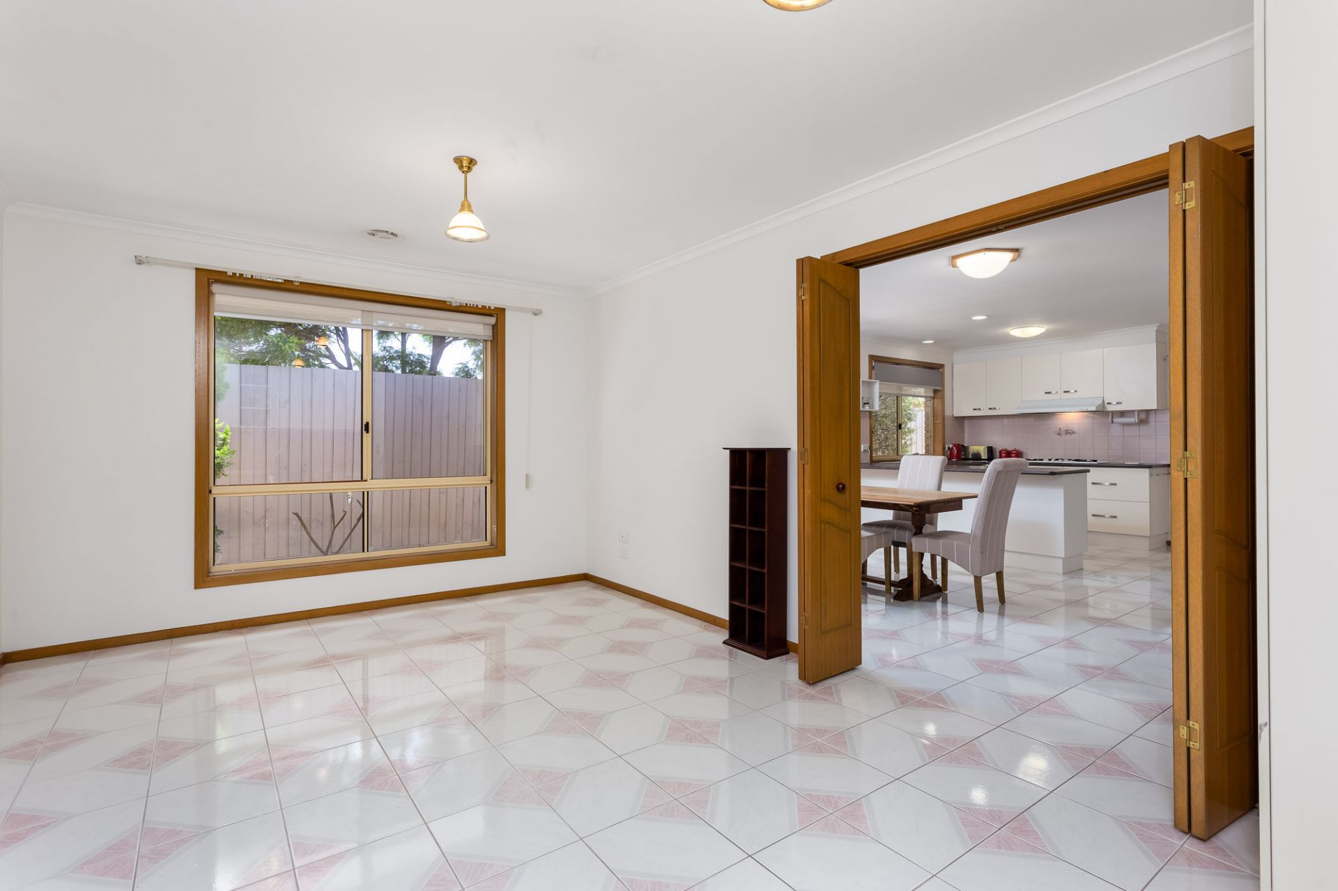 19 Whitehead Court, ALTONA MEADOWS Sweeney Estate Agents