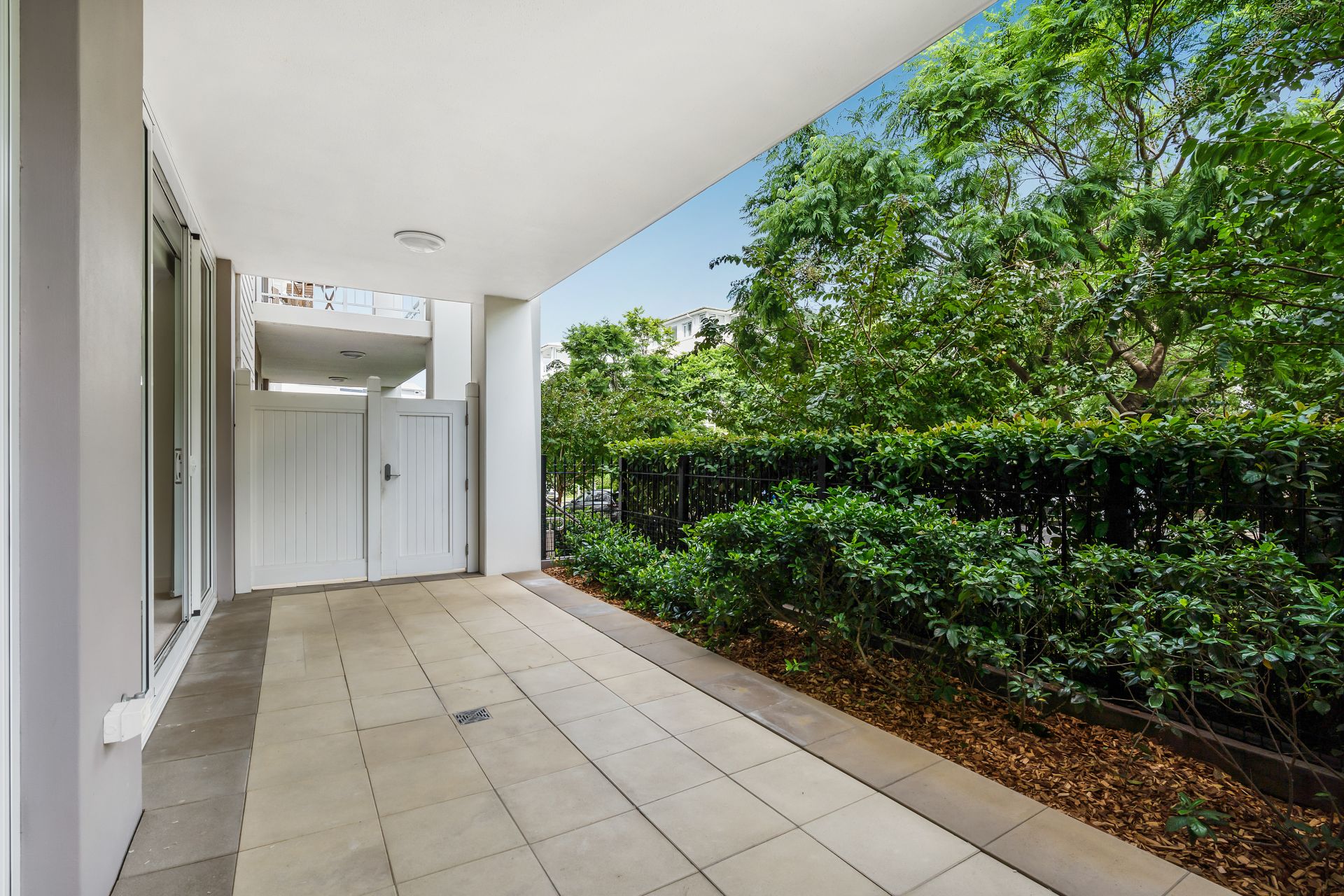 111/3 Palm Avenue, Breakfast Point Point Residential