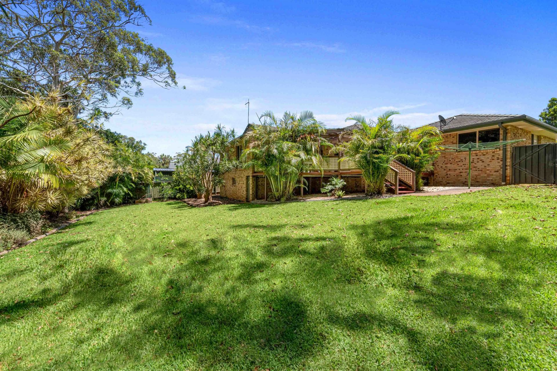 15 Crestwood Drive, Port Macquarie HEM Real Estate