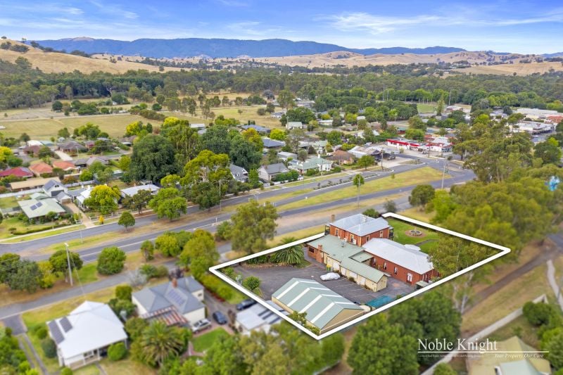 111115 High Street, Yea Noble Knight