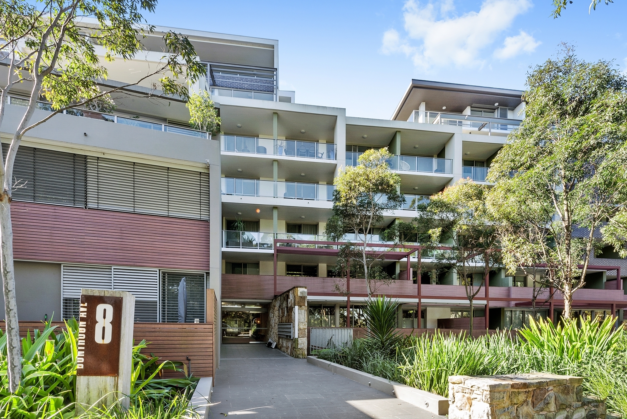 Real Estate For Lease 402/8 Duntroon Avenue St Leonards , NSW