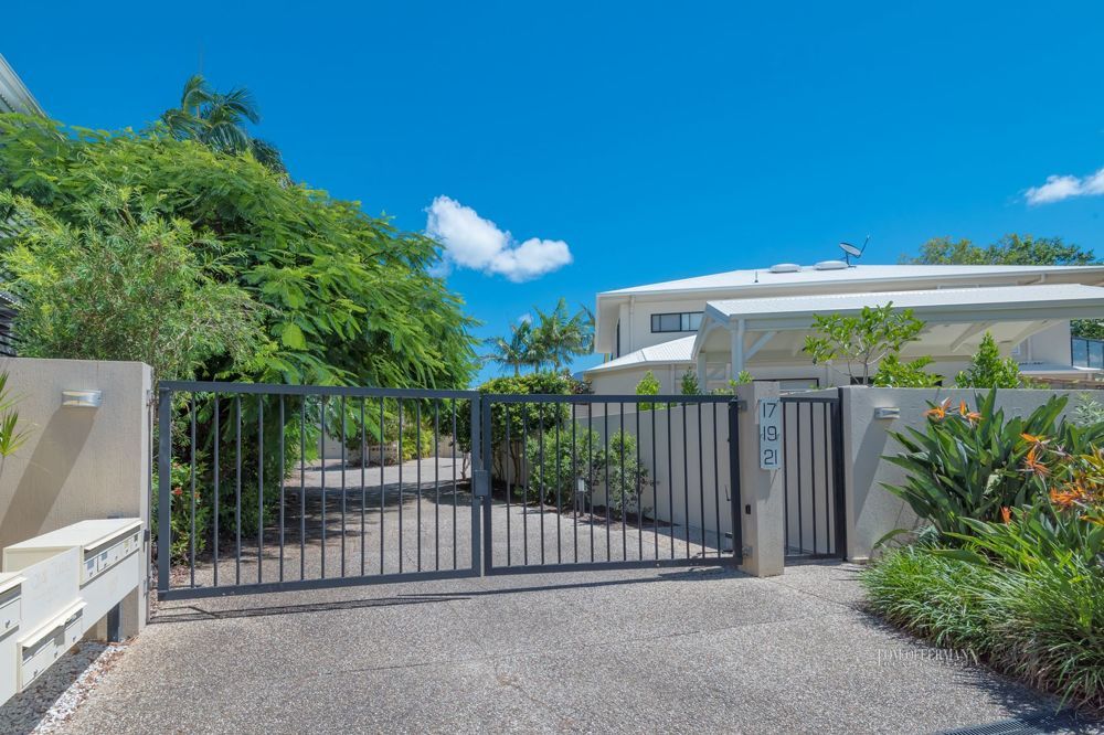 Real Estate For Sale 1/19 Laburnum Crescent Noosaville , QLD