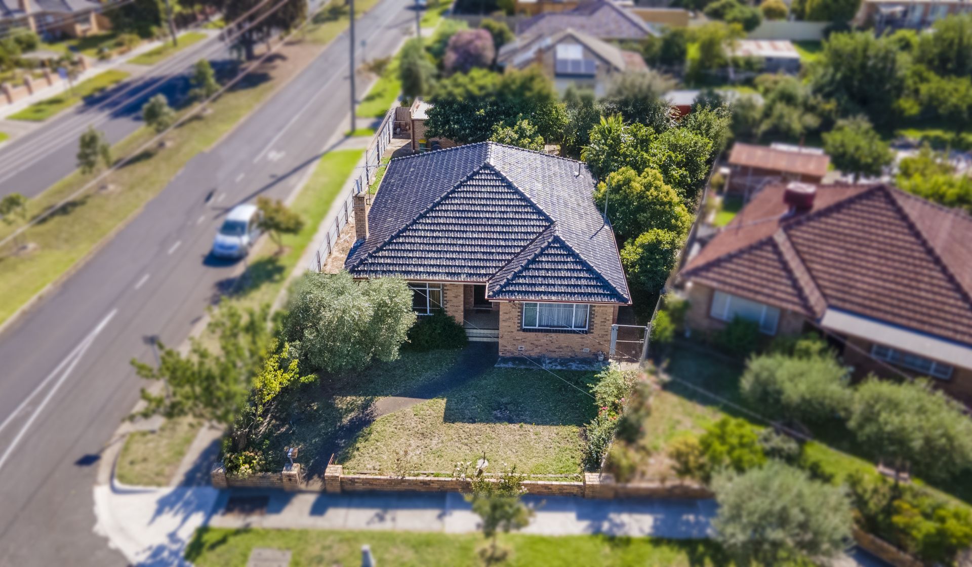 Real Estate For Sale 27 Hughes Parade Reservoir , VIC