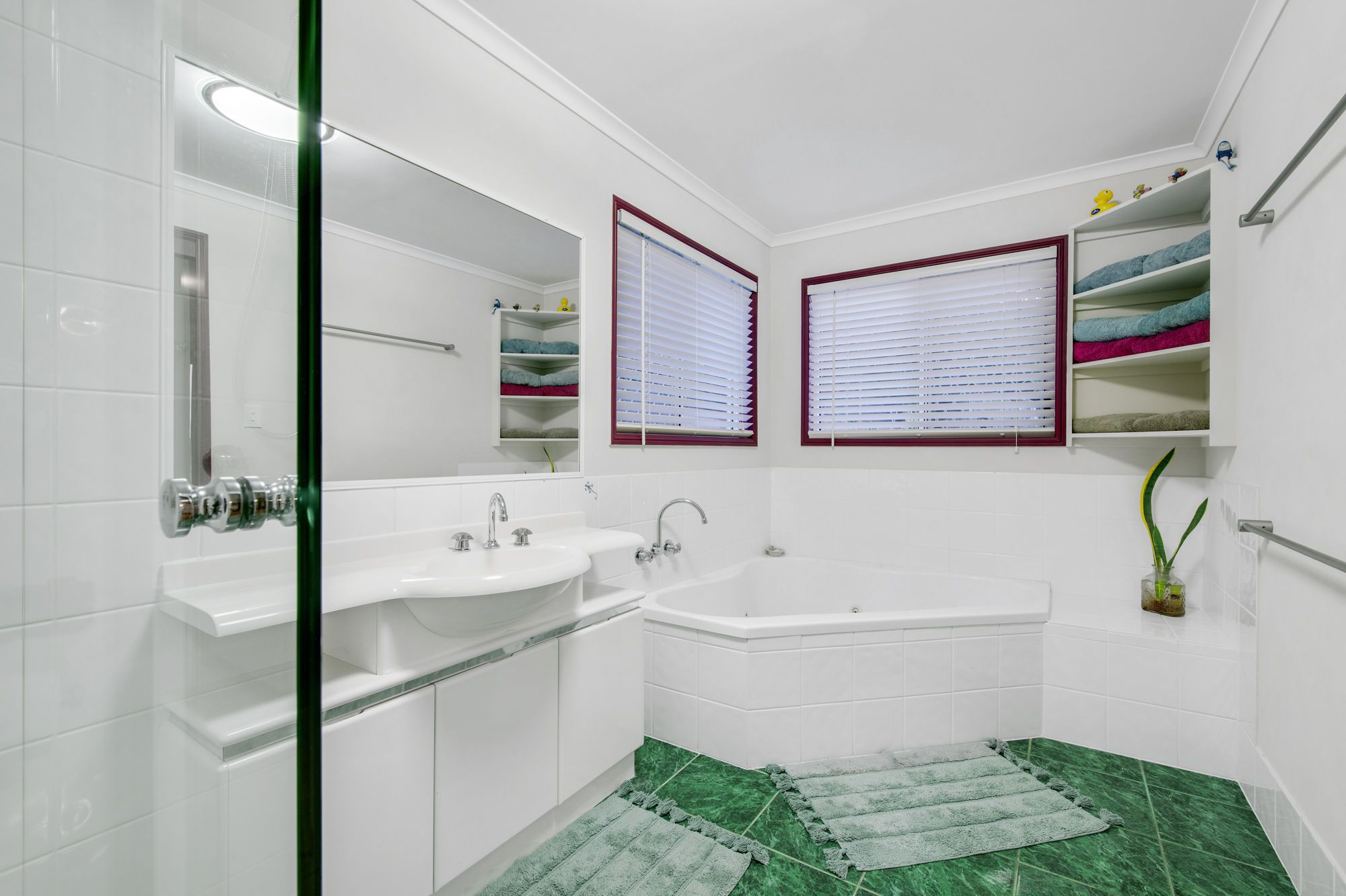 Real Estate For Sale 19 Resolute Street Sunrise Beach , QLD