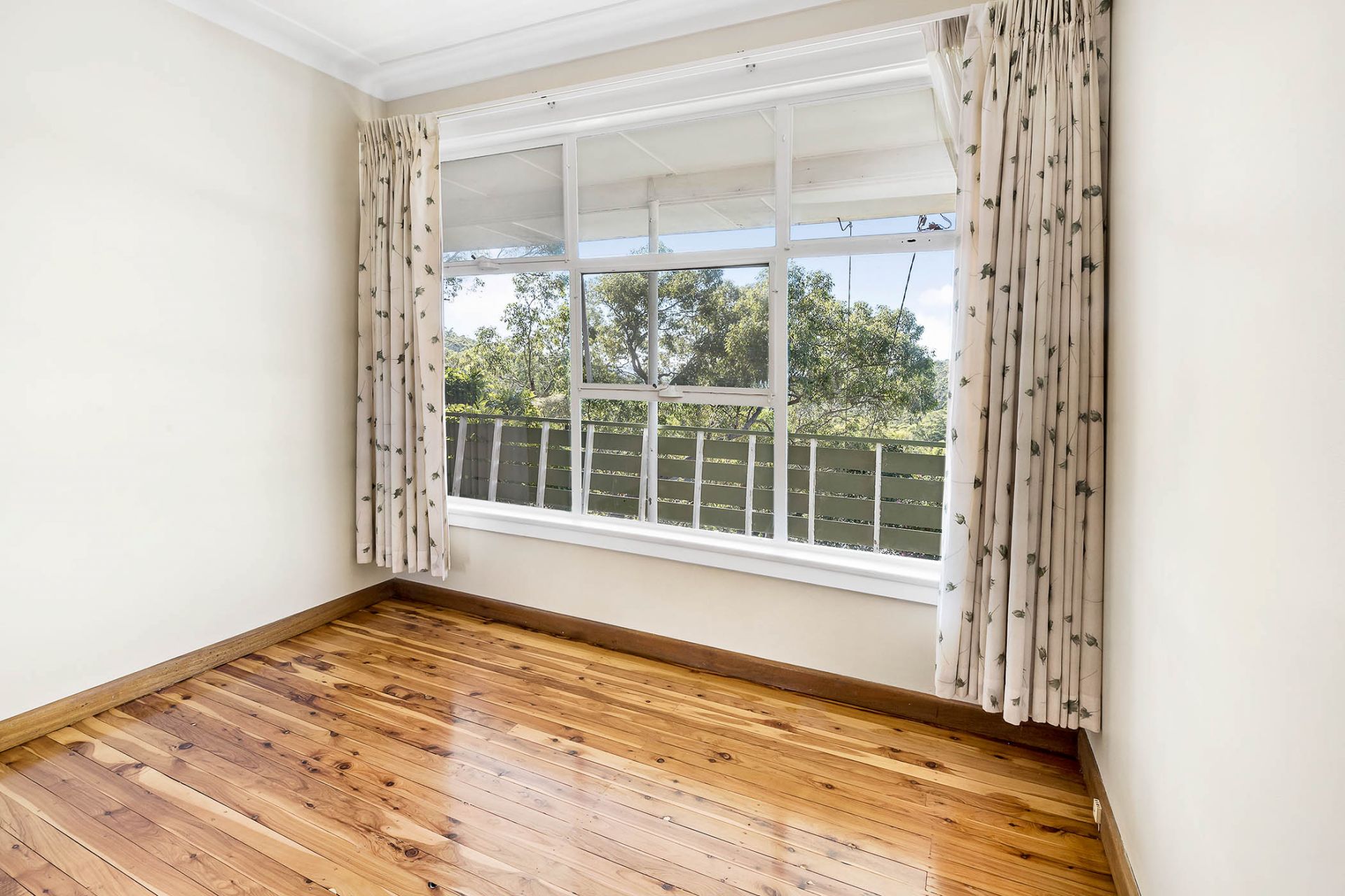 Real Estate For Lease 21 Seaview Street Mount Kuringgai , NSW