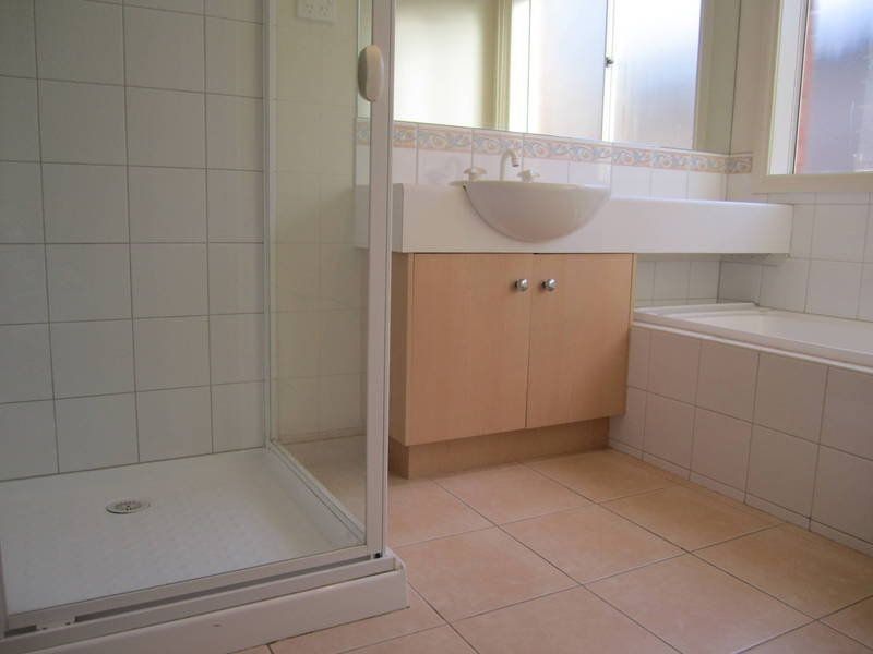 3 Annandale Mews, POINT COOK Sweeney Estate Agents