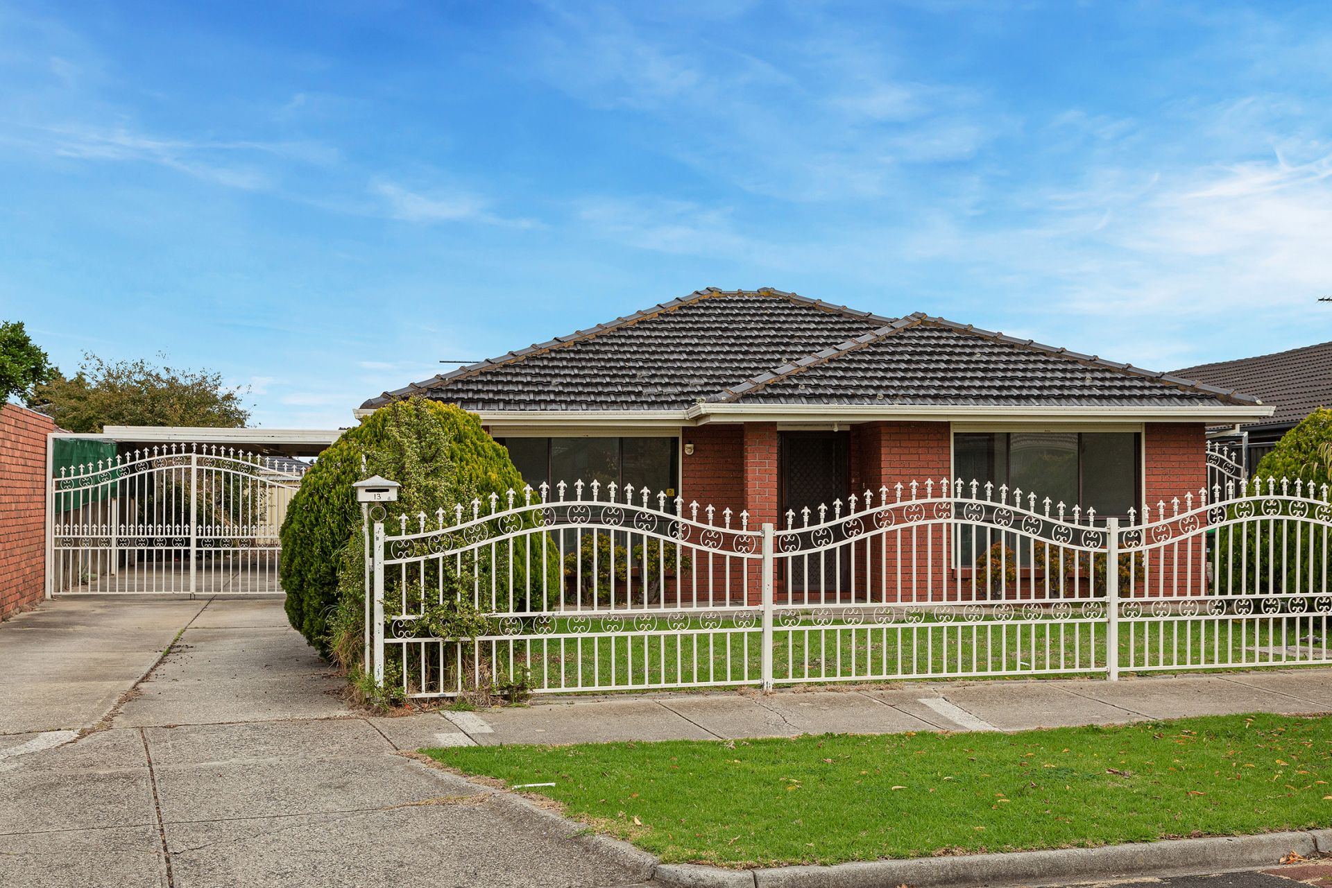 13 Coleridge Drive, Delahey OBrien Real Estate