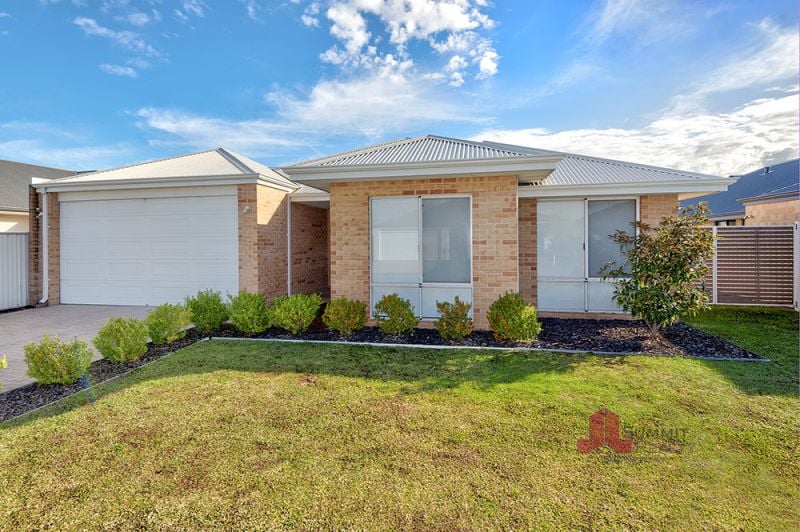 Real Estate For Sale 10 Citrine Street Australind , WA