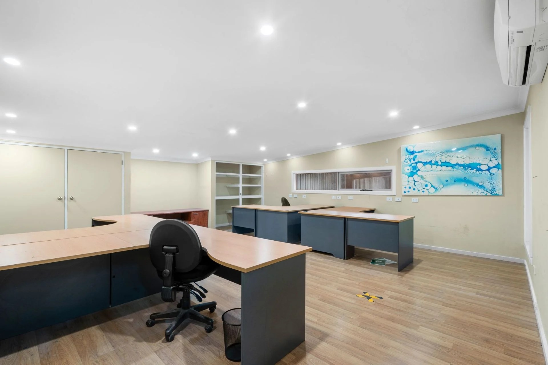 6 Haworth Court, Breakwater Maxwell Collins Real Estate