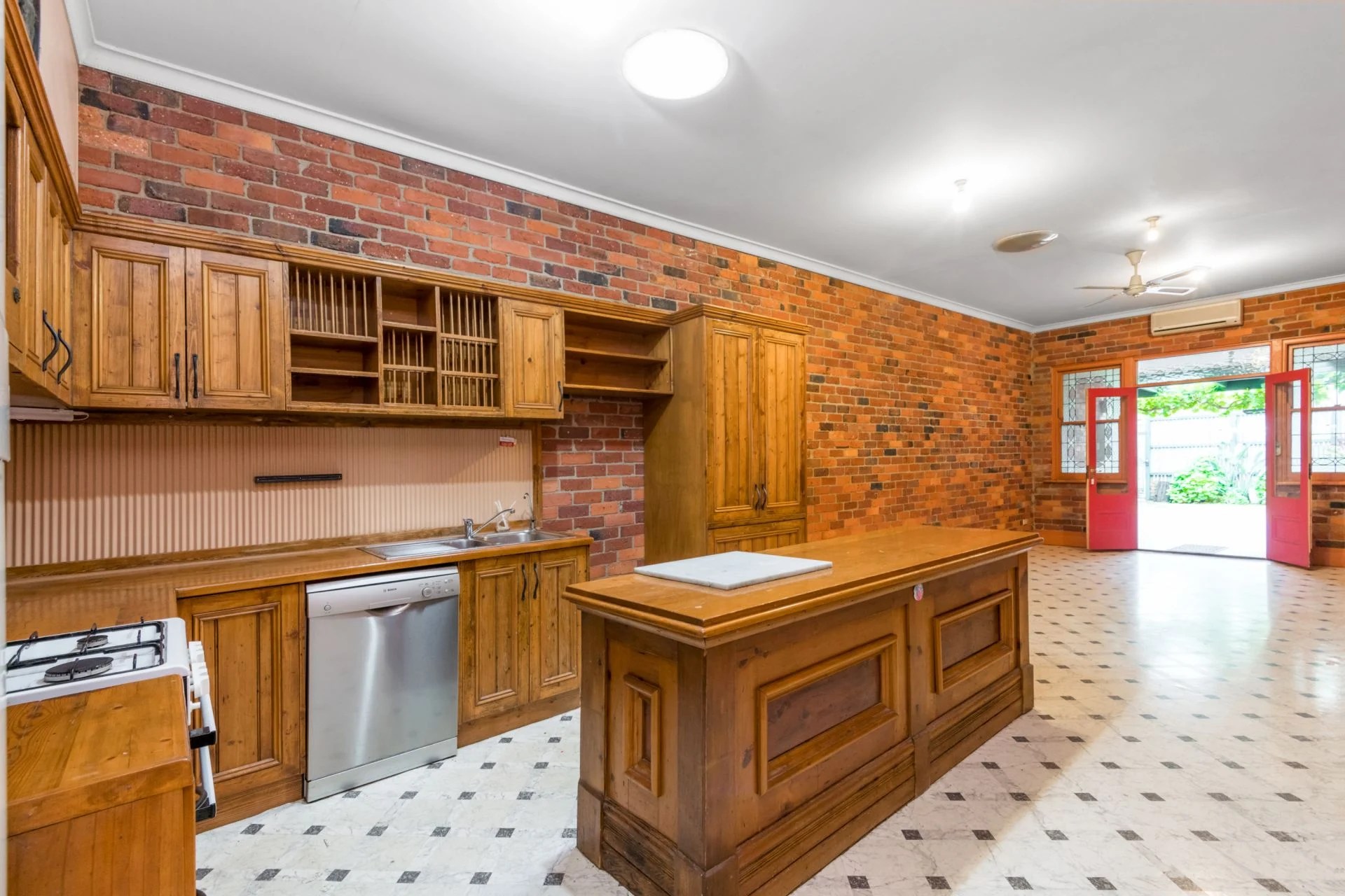 4 Shorter Street, Bendigo DCK Real Estate