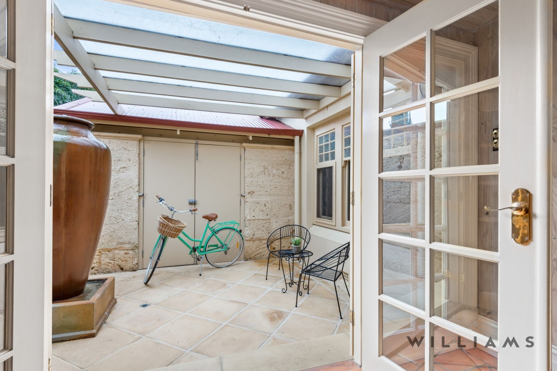 1 Leslie Avenue, Evandale Williams Real Estate