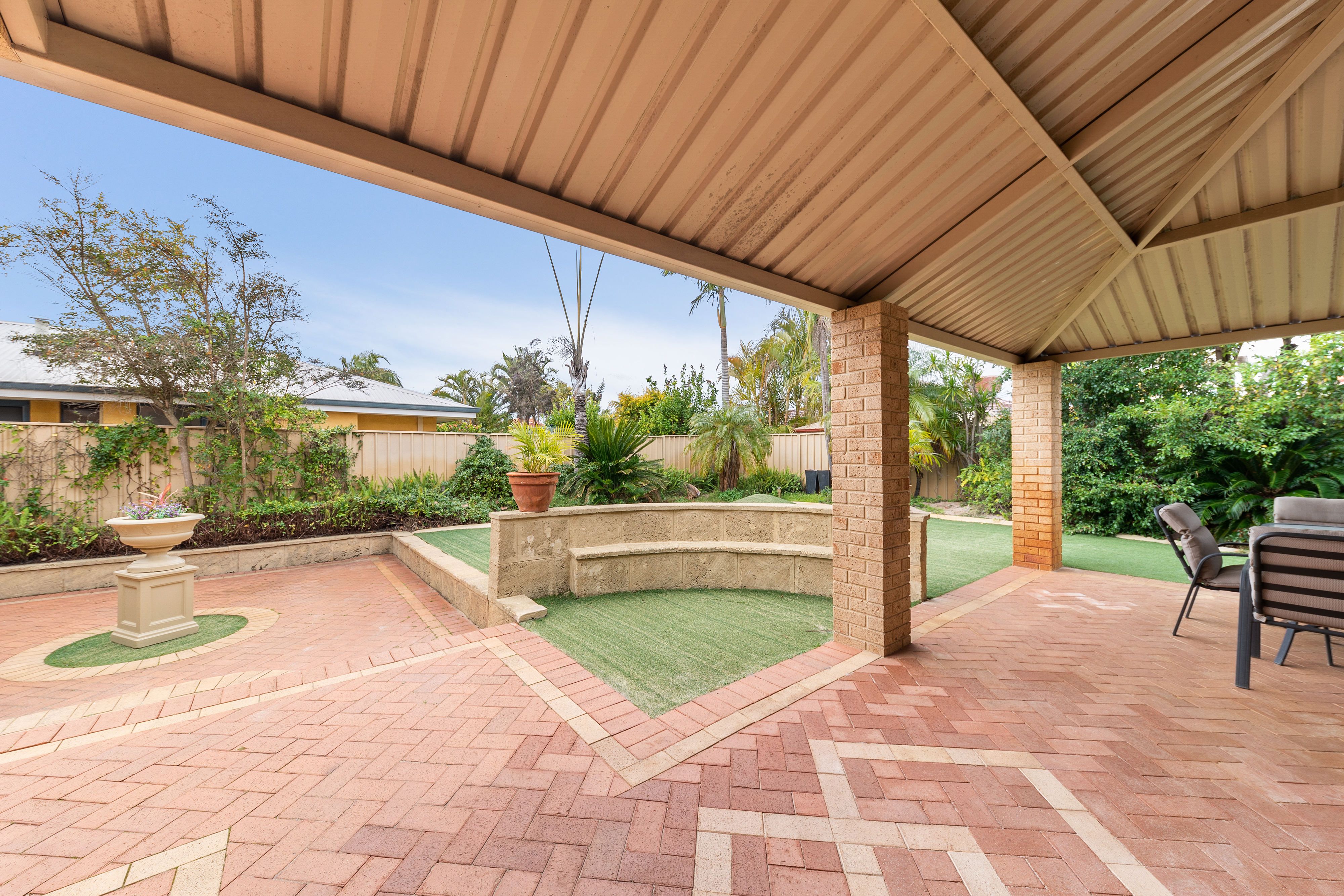 Real Estate For Sale 68 Alexandria Boulevard Canning Vale , WA