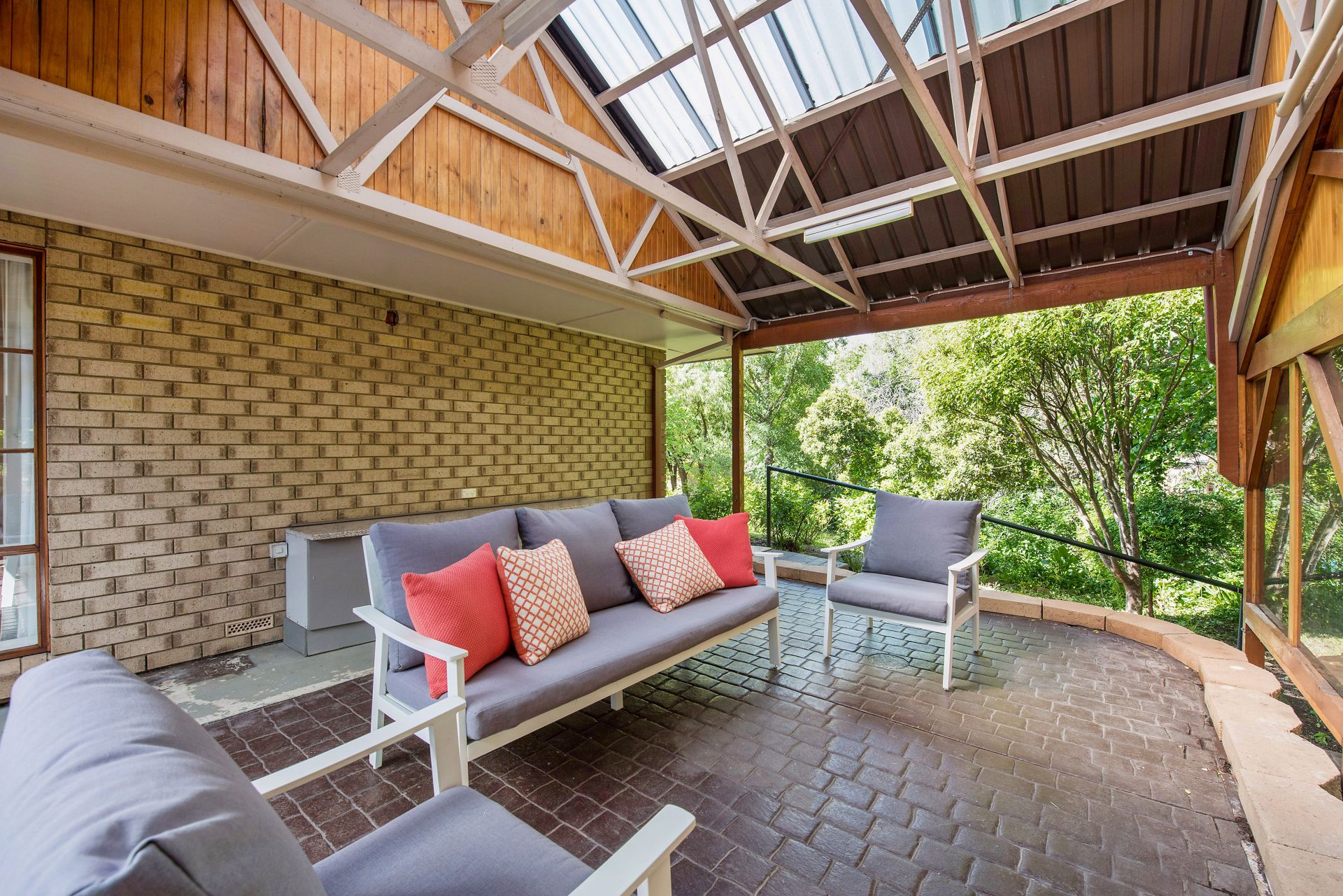 1/39 Mount Barker Road, Hahndorf Williams Real Estate