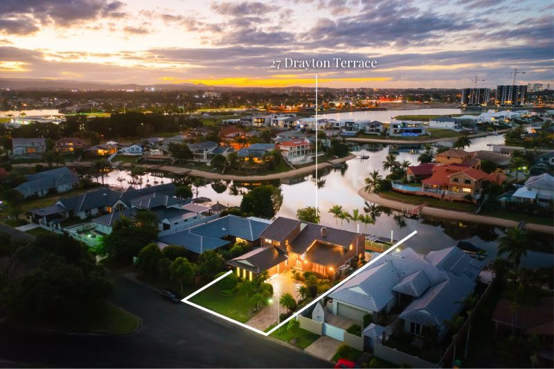 Real Estate For Sale 27 Drayton Terrace Mermaid Waters , QLD
