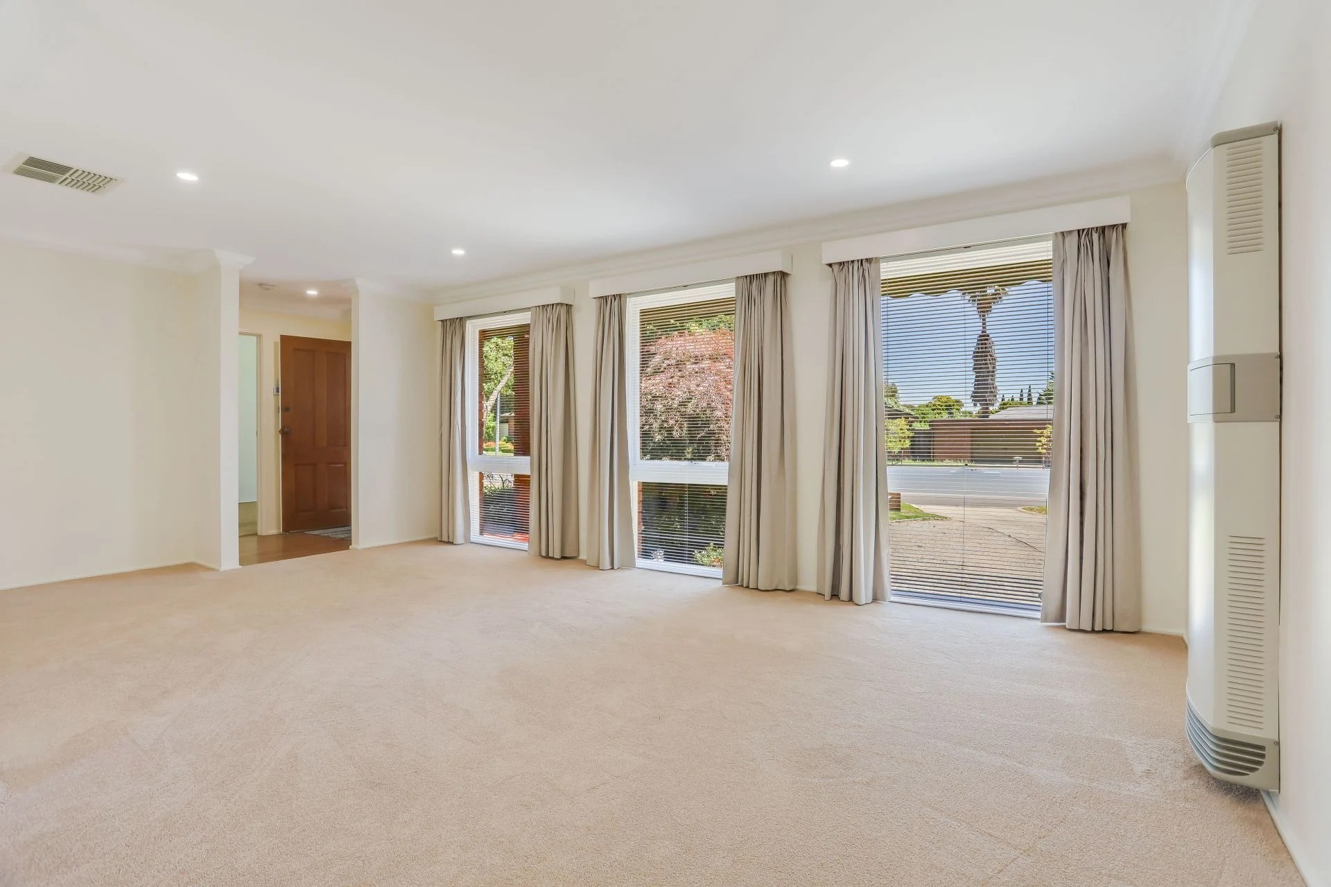 12 Angourie Crescent, Taylors Lakes OBrien Real Estate