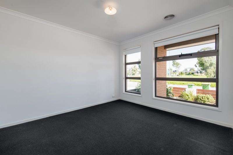 29 Ascot Park Drive, Pakenham OBrien Real Estate