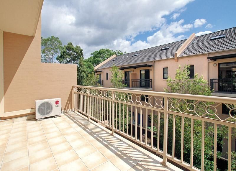 12 Reddish Close Lane Cove NSW 2066 Townhouse for Rent 7341601