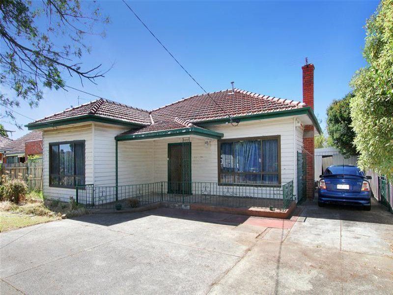 Real Estate For Sale 170 Spring Street Reservoir , VIC